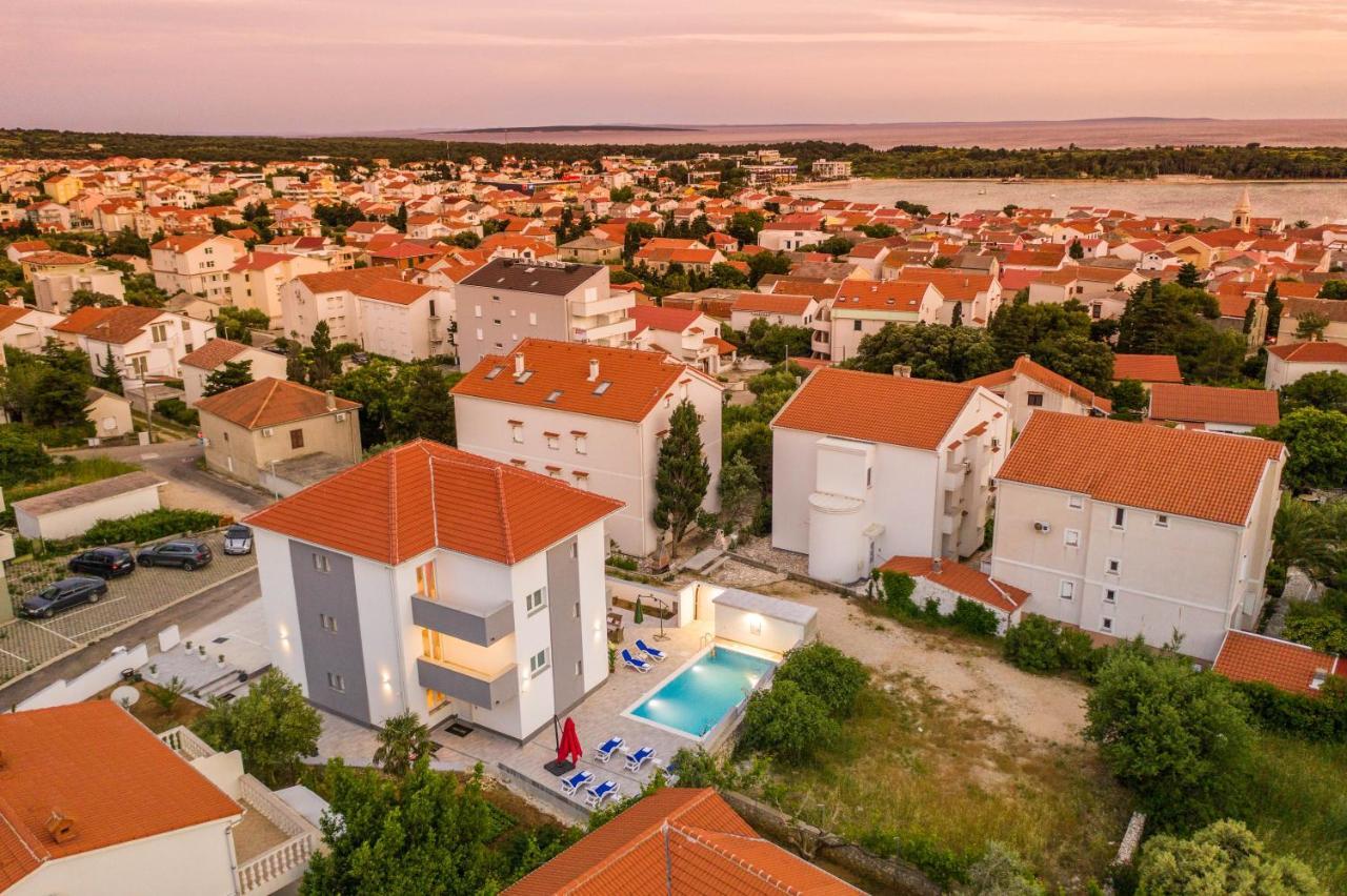 Villa Jana Luxury Apartments Novalja Exterior photo
