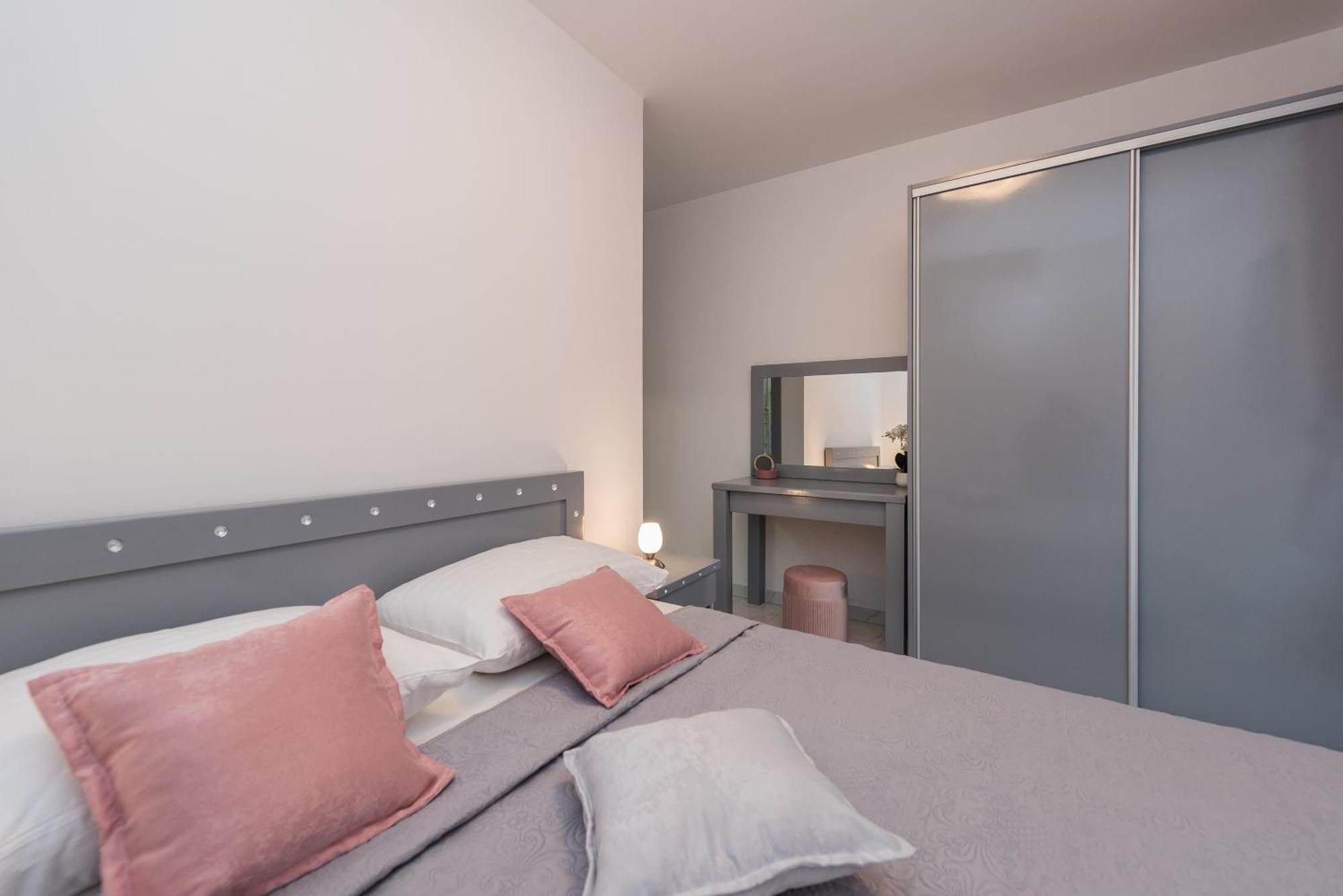 Villa Jana Luxury Apartments Novalja Room photo